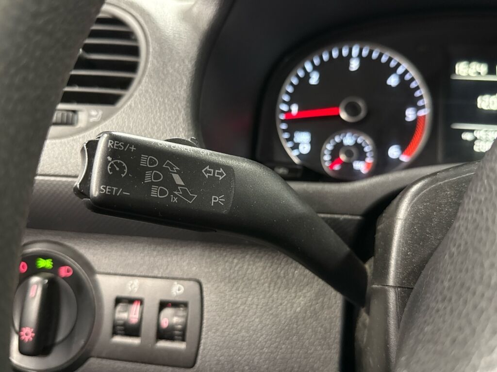 Volkswagen Caddy 2012 Harmaa