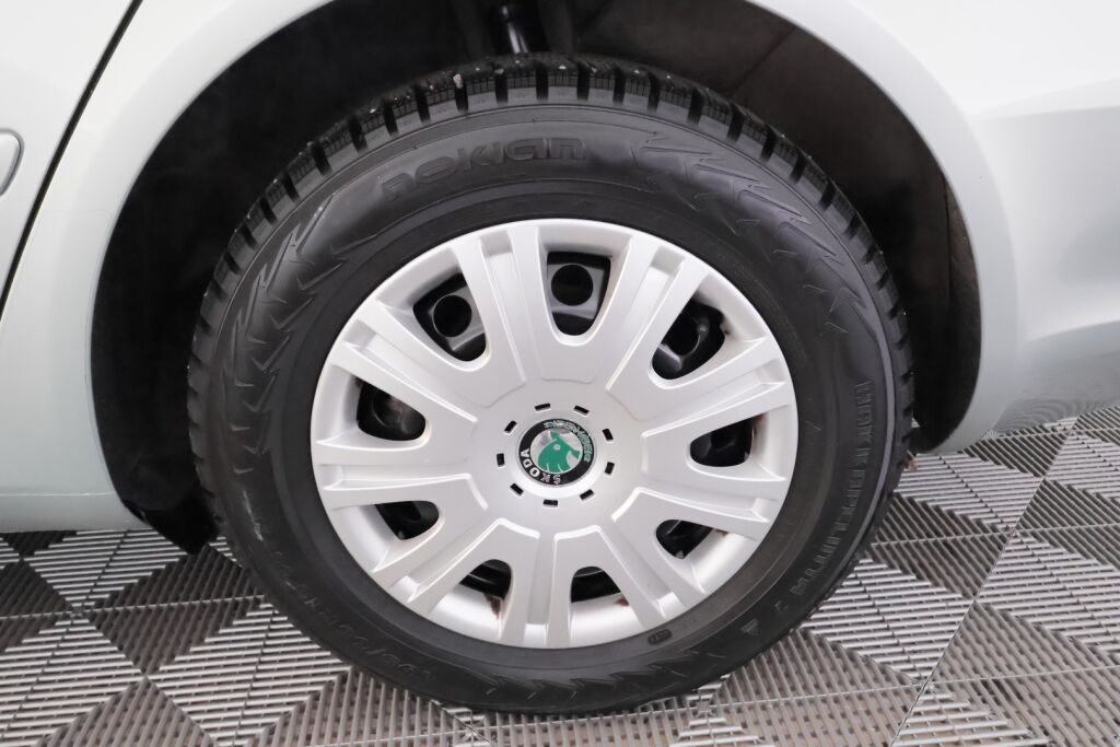 Skoda Octavia 2012 Vihreä