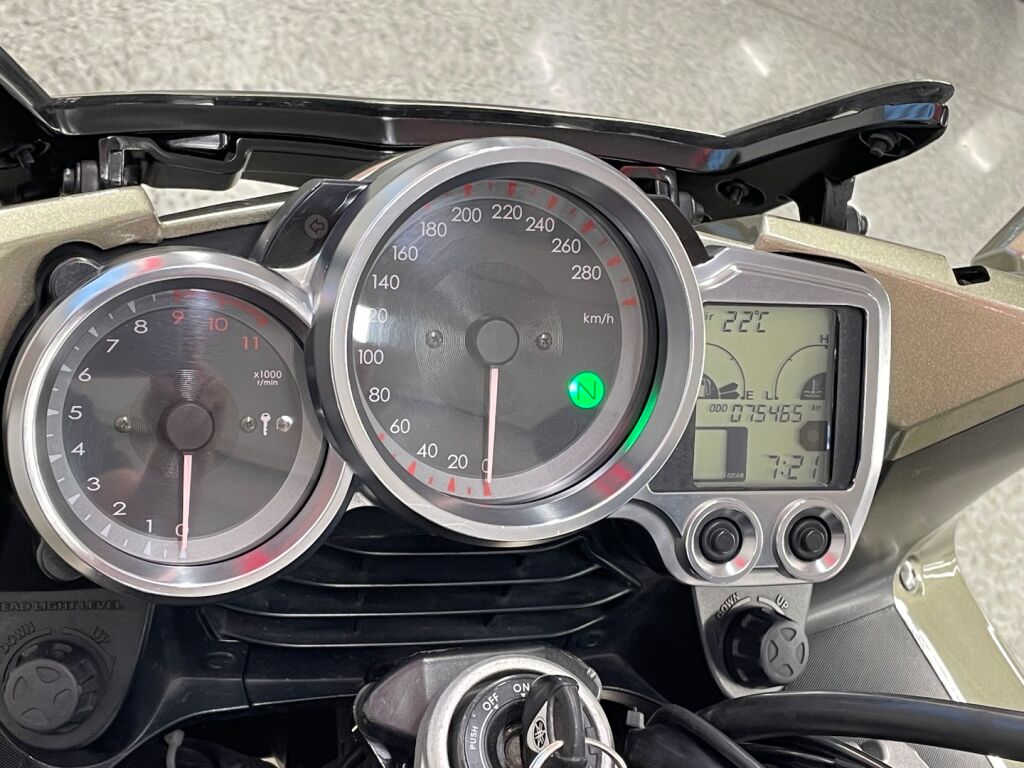 Yamaha FJR 2007 Harmaa