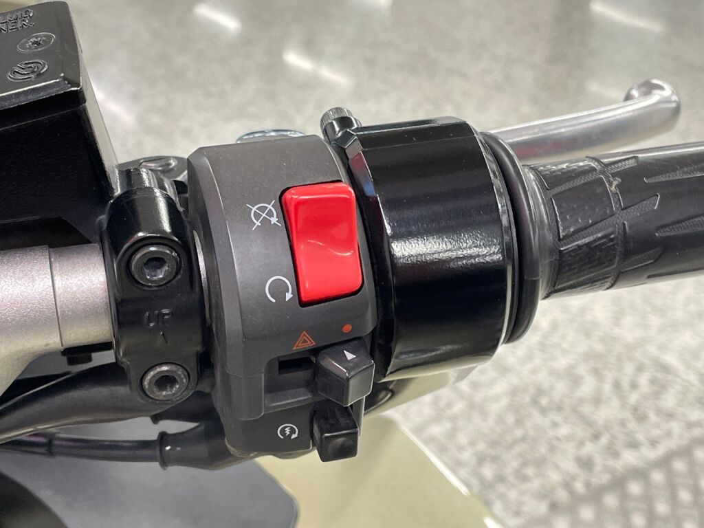 Yamaha FJR 2007 Harmaa