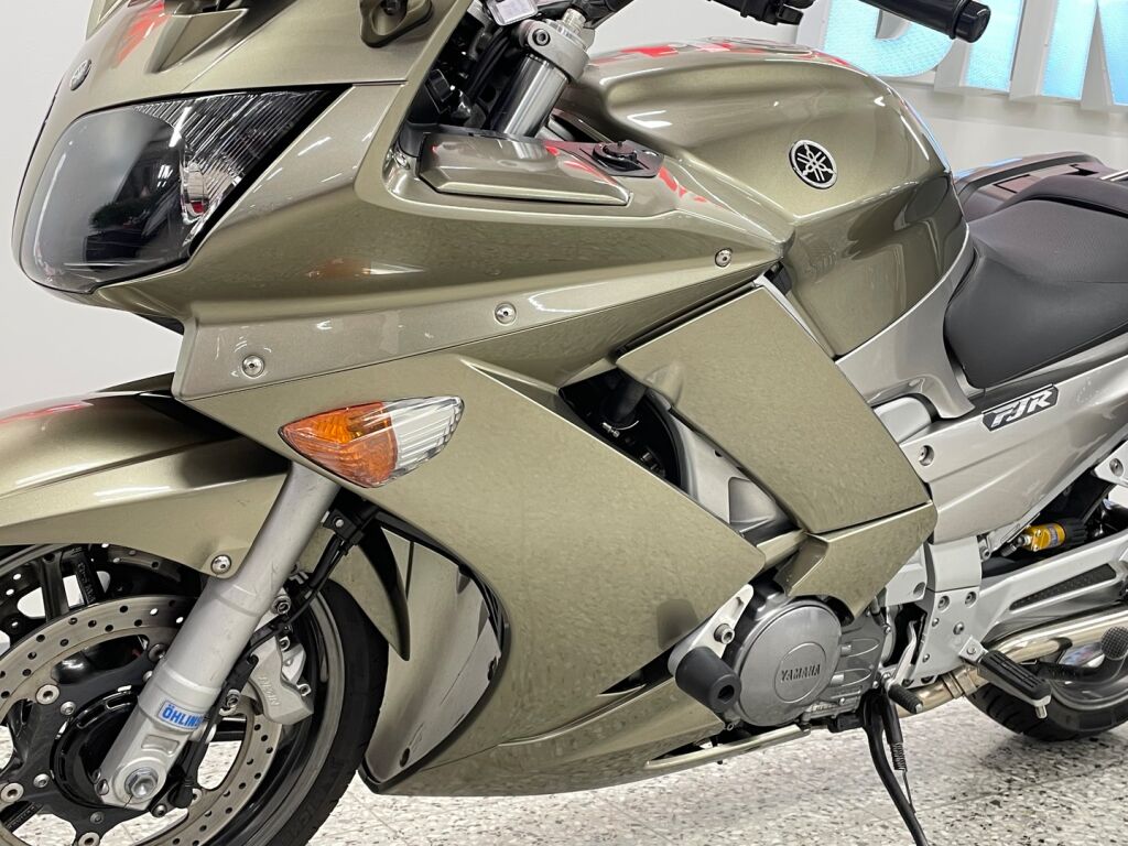 Yamaha FJR 2007 Harmaa
