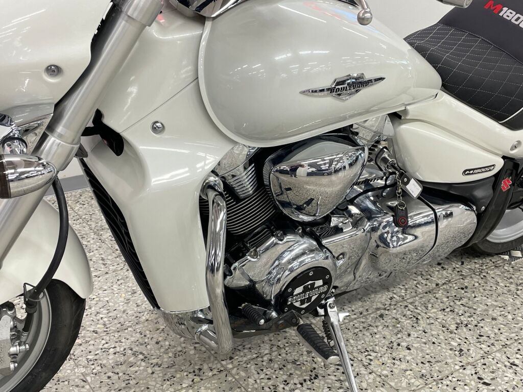 Suzuki INTRUDER 2007 9
