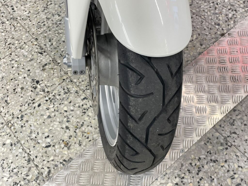 Suzuki INTRUDER 2007 9