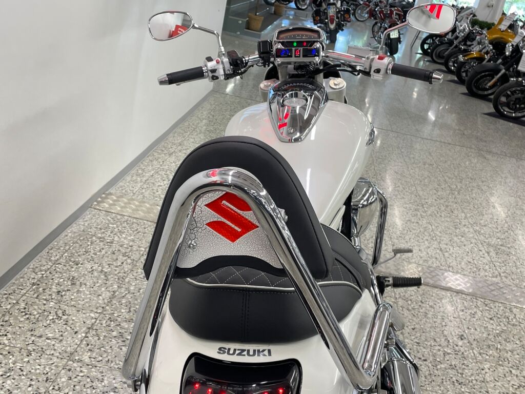Suzuki INTRUDER 2007 9