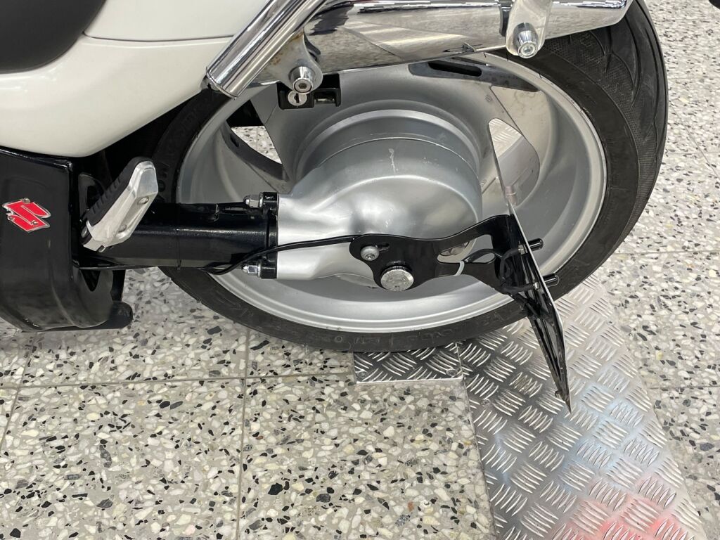 Suzuki INTRUDER 2007 9