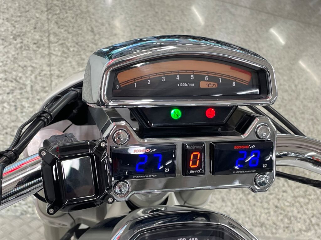 Suzuki INTRUDER 2007 9