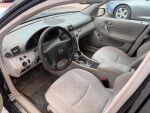 Mercedes-Benz C 2004 Musta