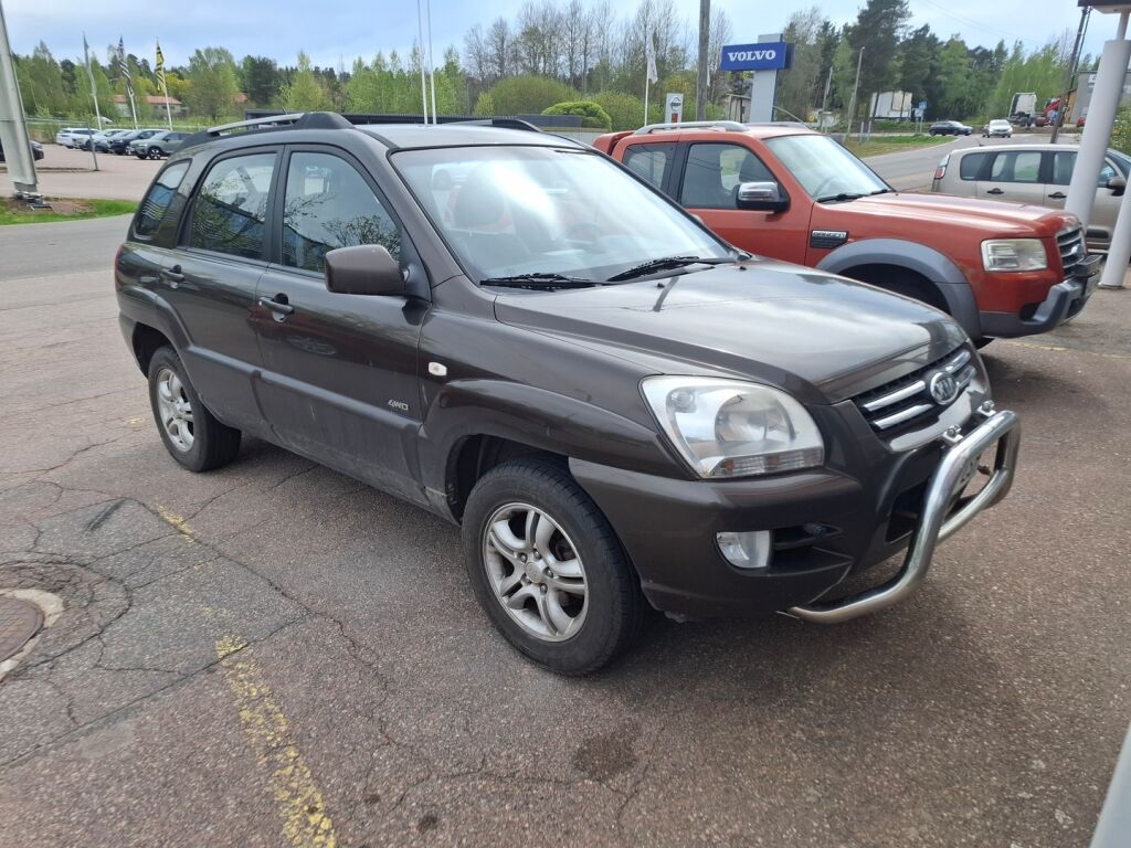 Kia Sportage 2006 Ruskea (beige)