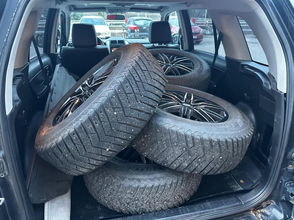 Suzuki Grand Vitara 2009 Musta