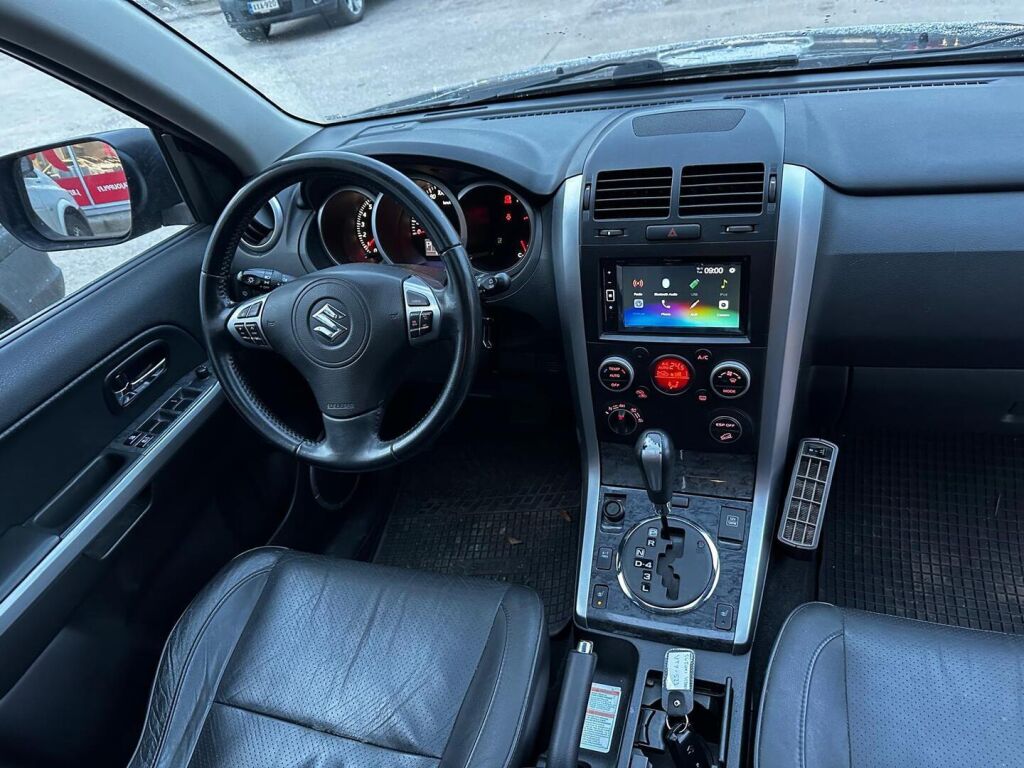 Suzuki Grand Vitara 2009 Musta