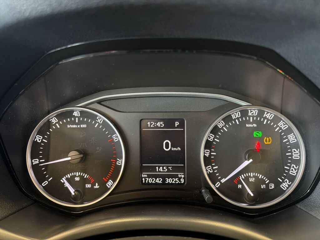 Skoda Octavia 2012 Hopea