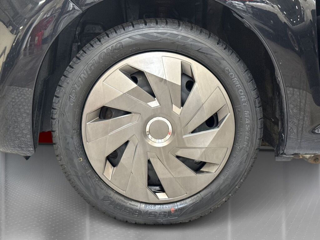 Peugeot 107 2013 Musta