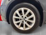 Volkswagen Golf 2012 Musta