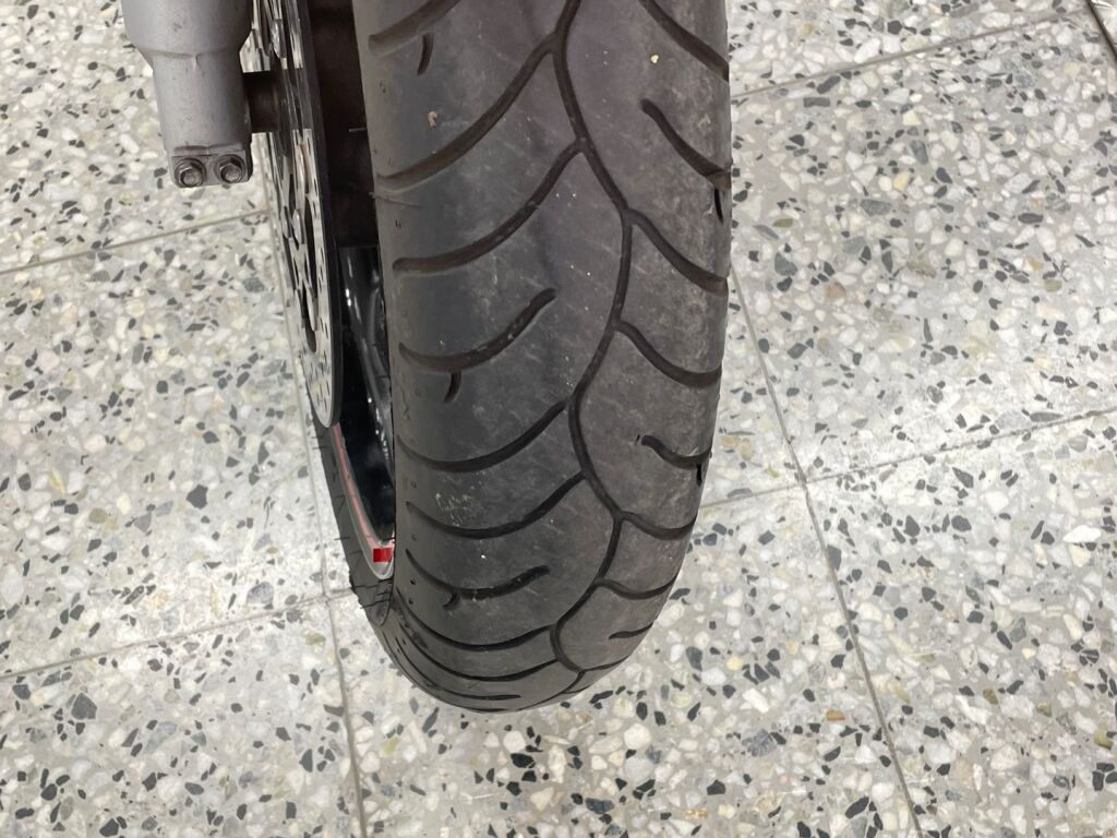 Suzuki GSR 2008 