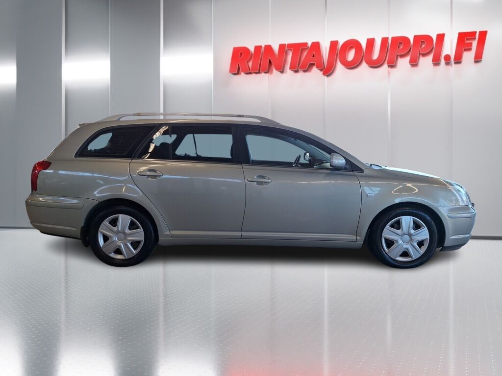 Toyota Avensis 2005 Vihreä