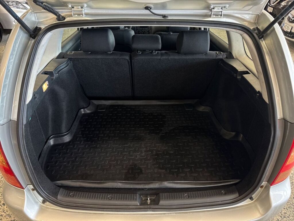 Toyota Corolla 2006 Hopea