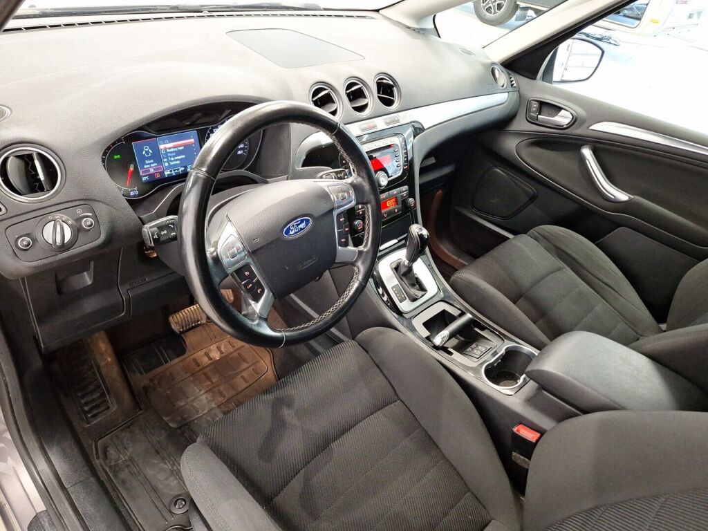 Ford S-Max 2012 Ruskea (beige)