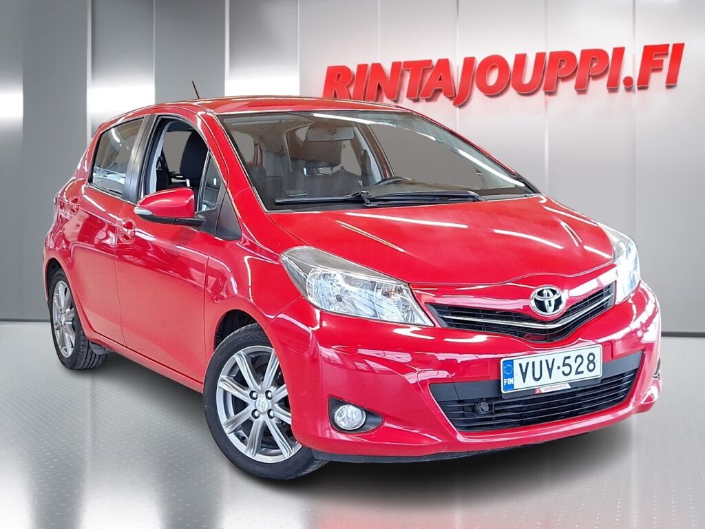 Toyota Yaris 2012 Punainen