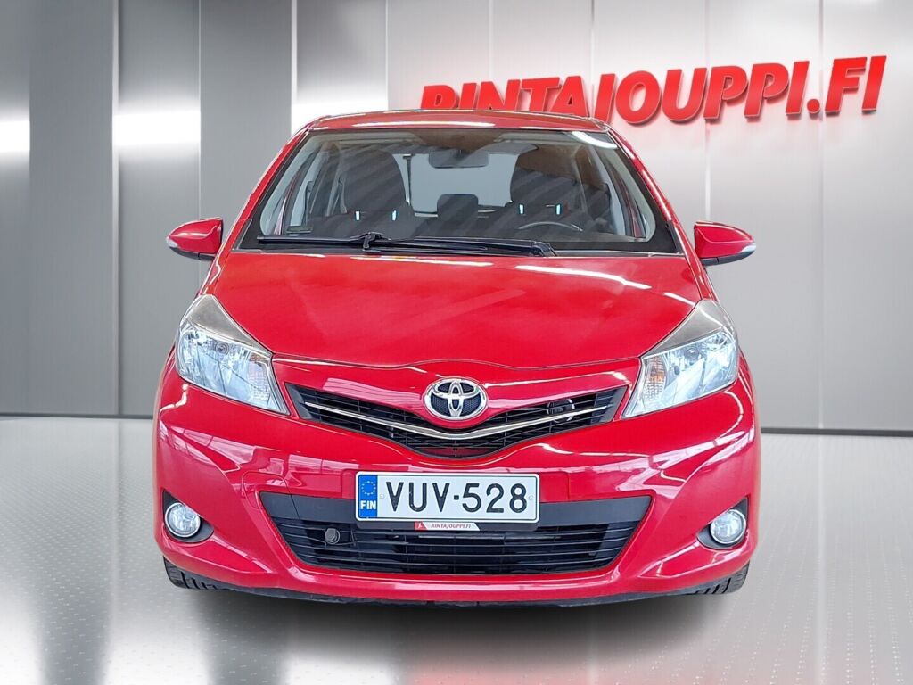 Toyota Yaris 2012 Punainen
