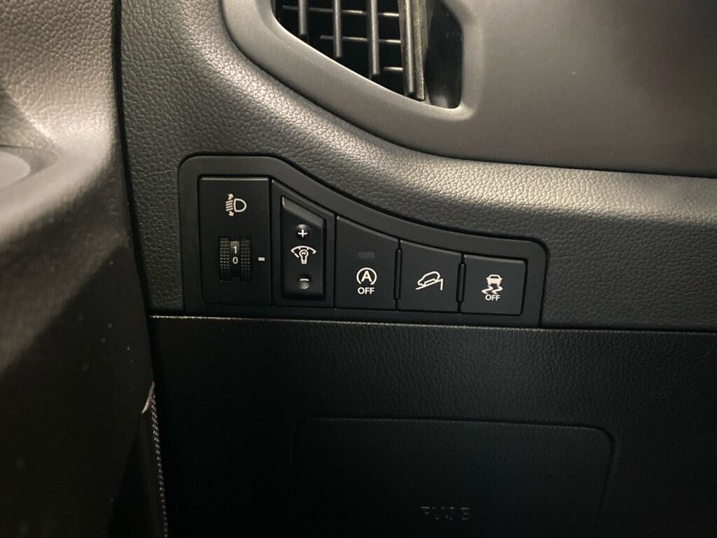 Kia Sportage 2012 Ruskea (beige)