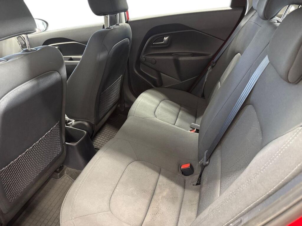 Kia Rio 2012 Punainen
