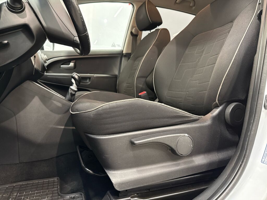 Kia Venga 2013 Valkoinen