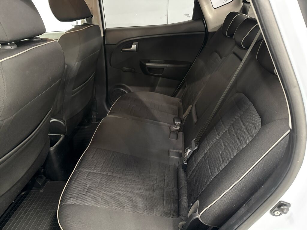 Kia Venga 2013 Valkoinen