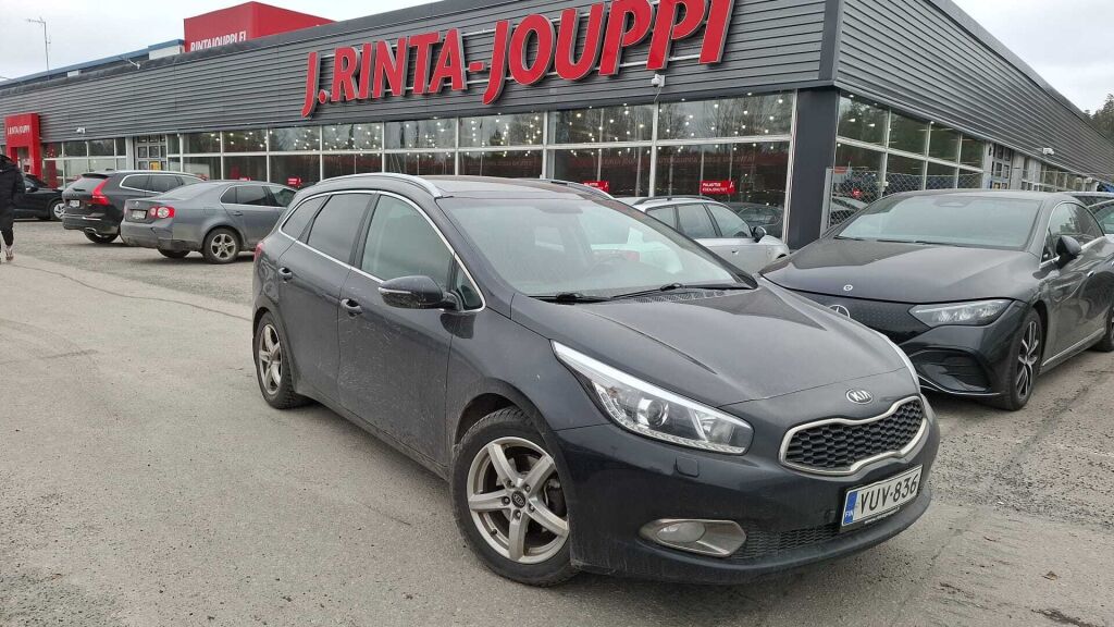 Kia Ceed 2012 Musta