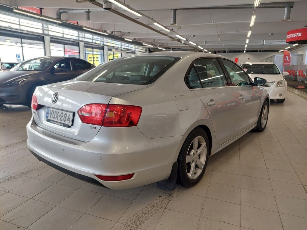 Volkswagen Jetta 2012 Harmaa