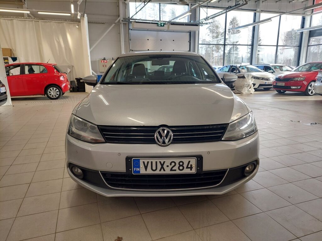 Volkswagen Jetta 2012 Harmaa