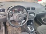 Volkswagen Polo 2012 Musta