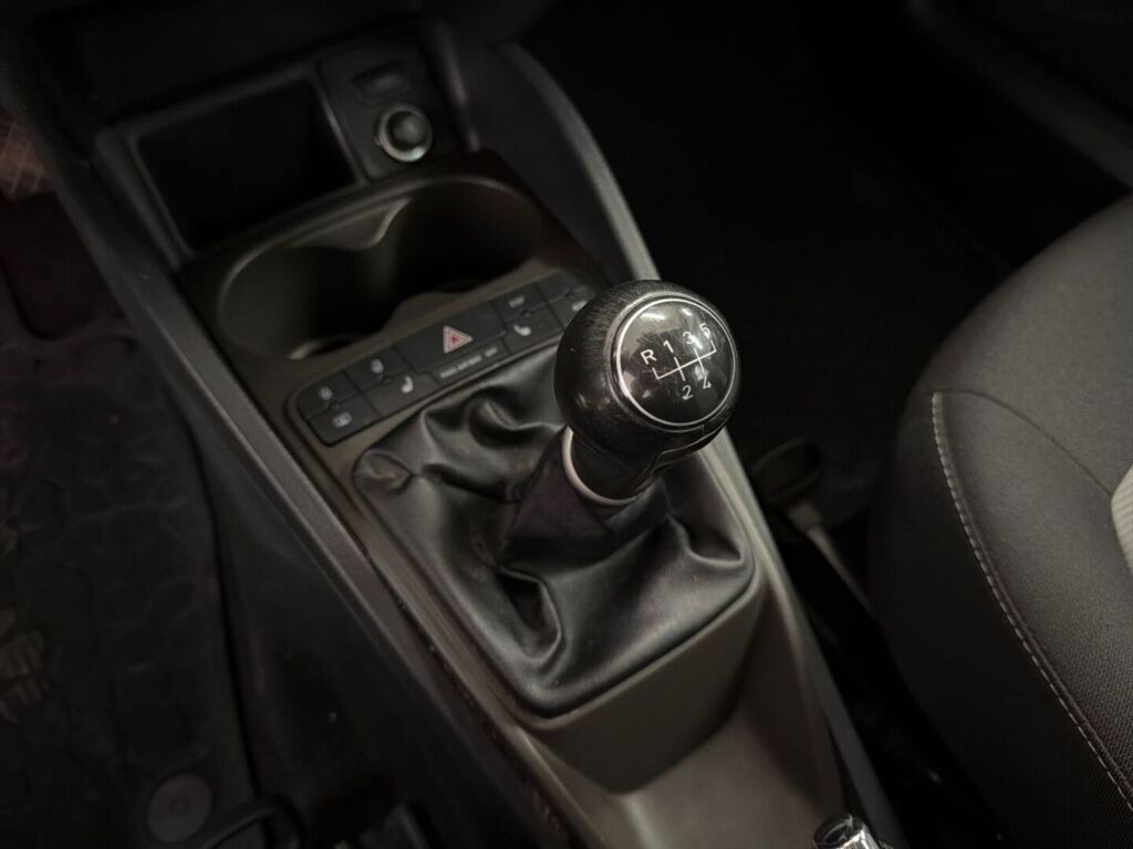 Seat Ibiza ST 2012 Punainen