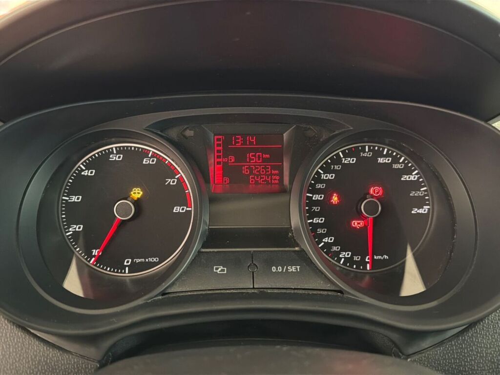 Seat Ibiza ST 2012 Punainen