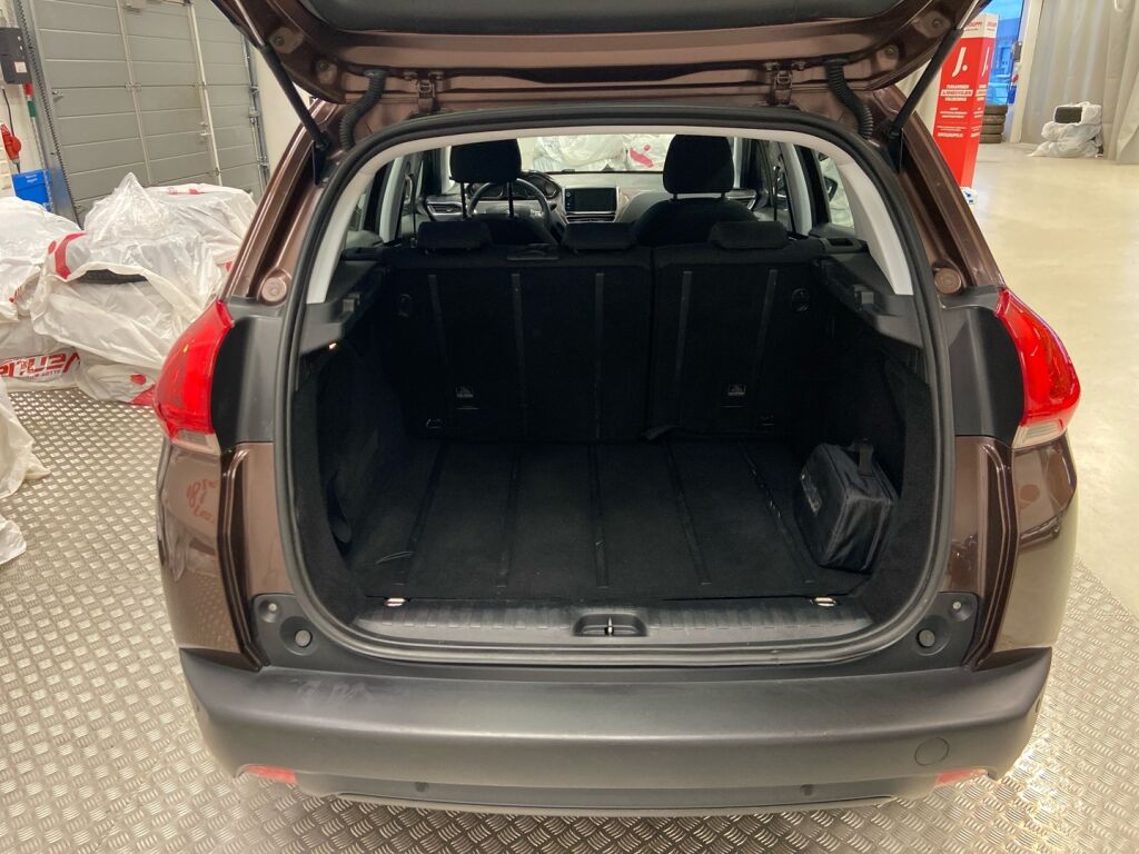 Peugeot 2008 2014 Ruskea (beige)