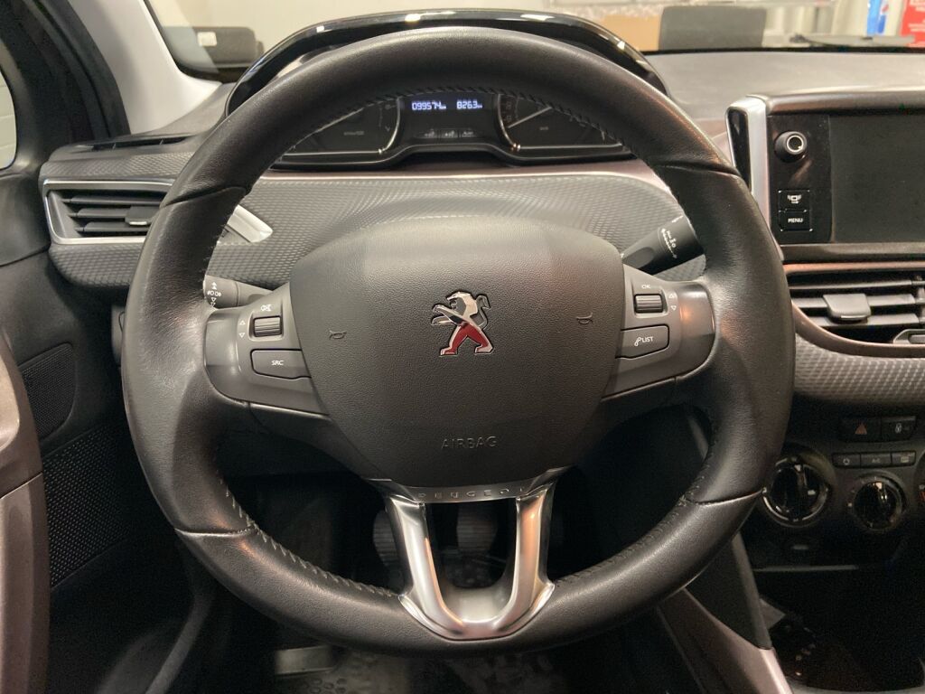 Peugeot 2008 2014 Ruskea (beige)