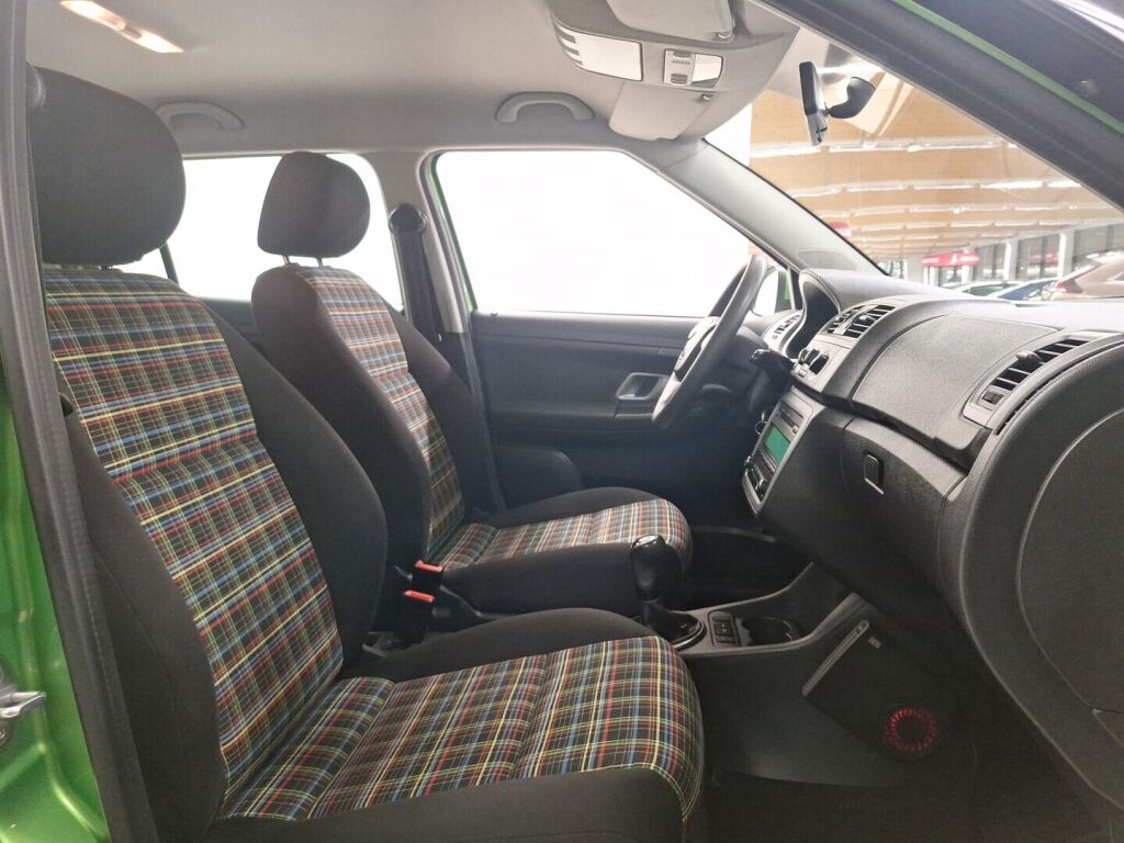 Skoda Fabia 2012 Vihreä