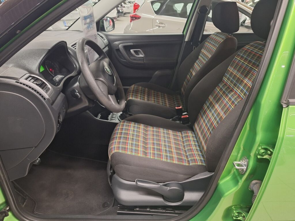Skoda Fabia 2012 Vihreä