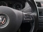 Volkswagen Jetta 2012 Valkoinen