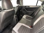 Volkswagen Jetta 2012 Valkoinen