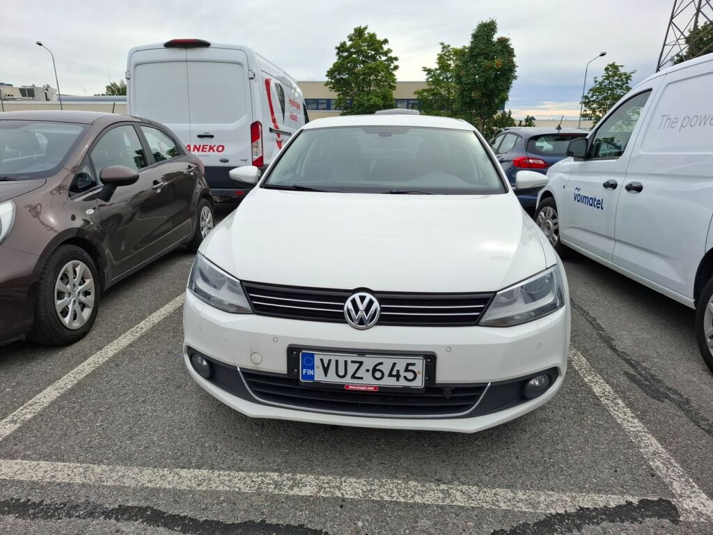 Volkswagen Jetta 2012 Valkoinen