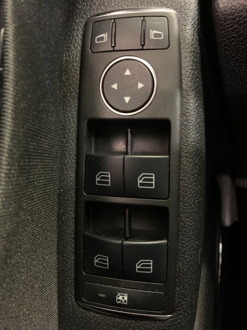 Mercedes-Benz C 2011 Valkoinen