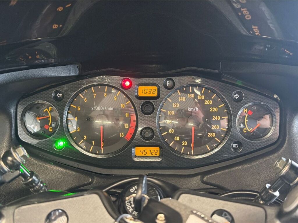 Suzuki GSX 2007 Musta