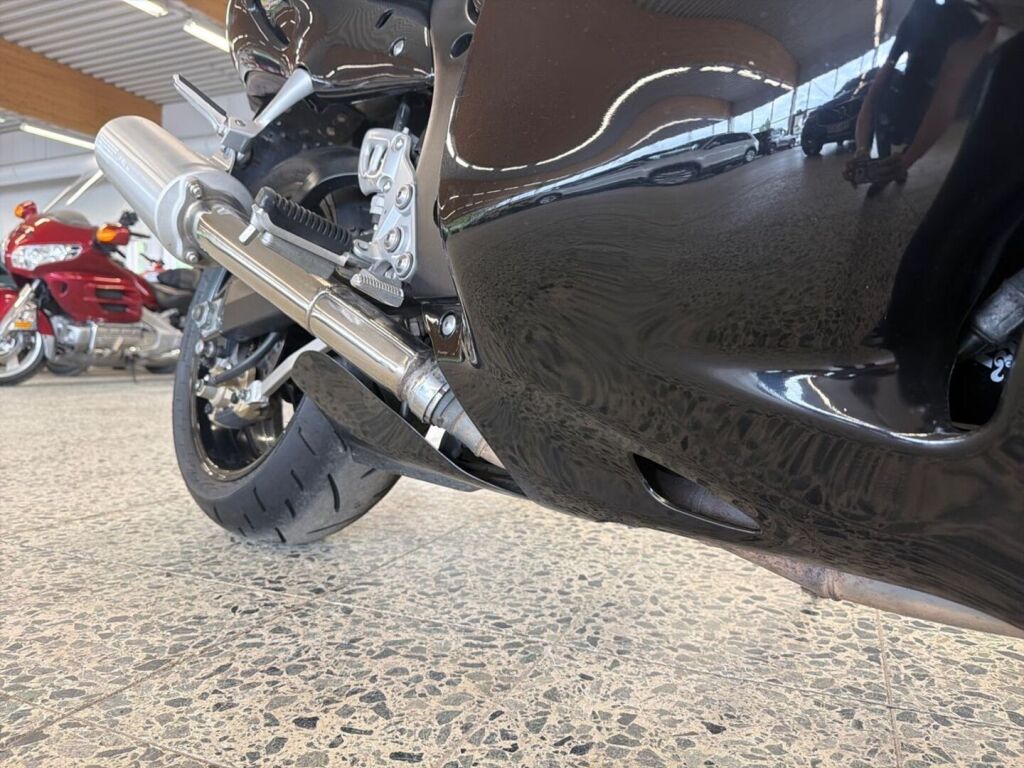 Suzuki GSX 2007 Musta