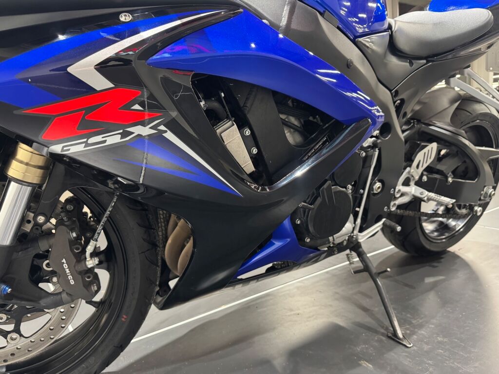 Suzuki GSX-R 2008 JV O % P