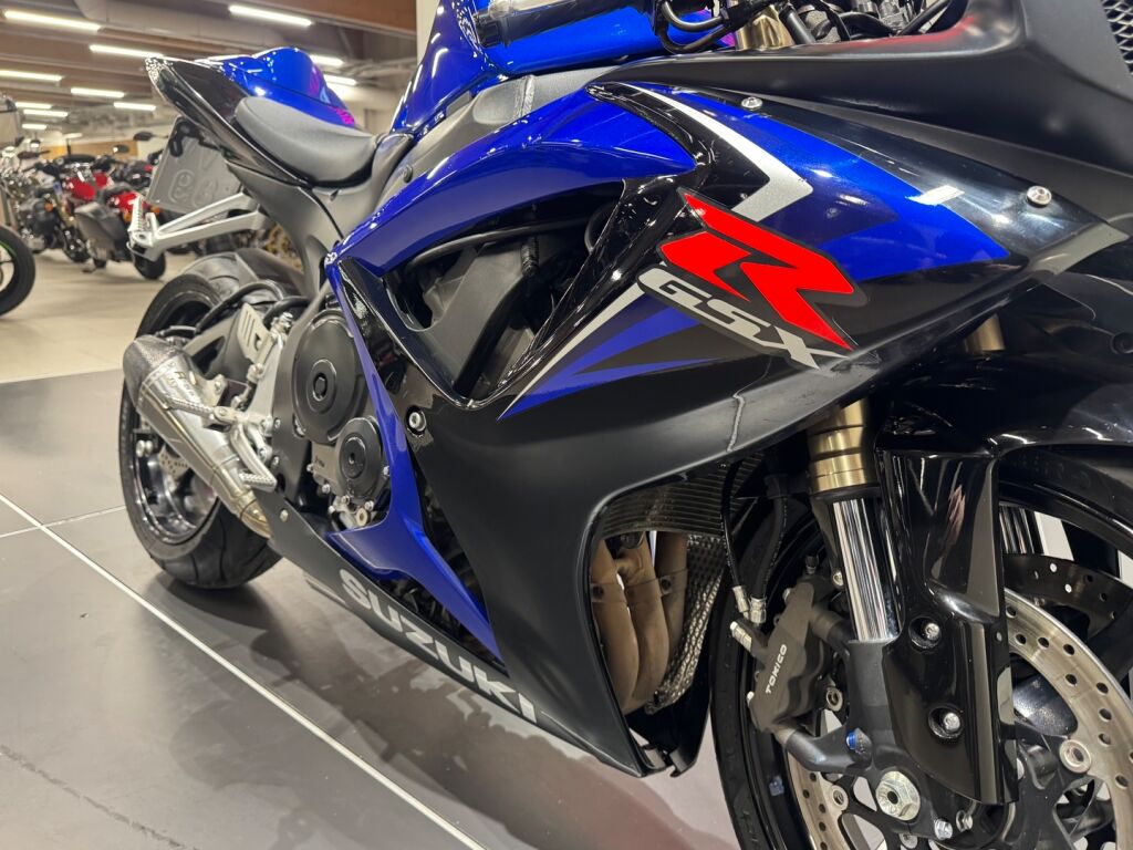 Suzuki GSX-R 2008 JV O % P