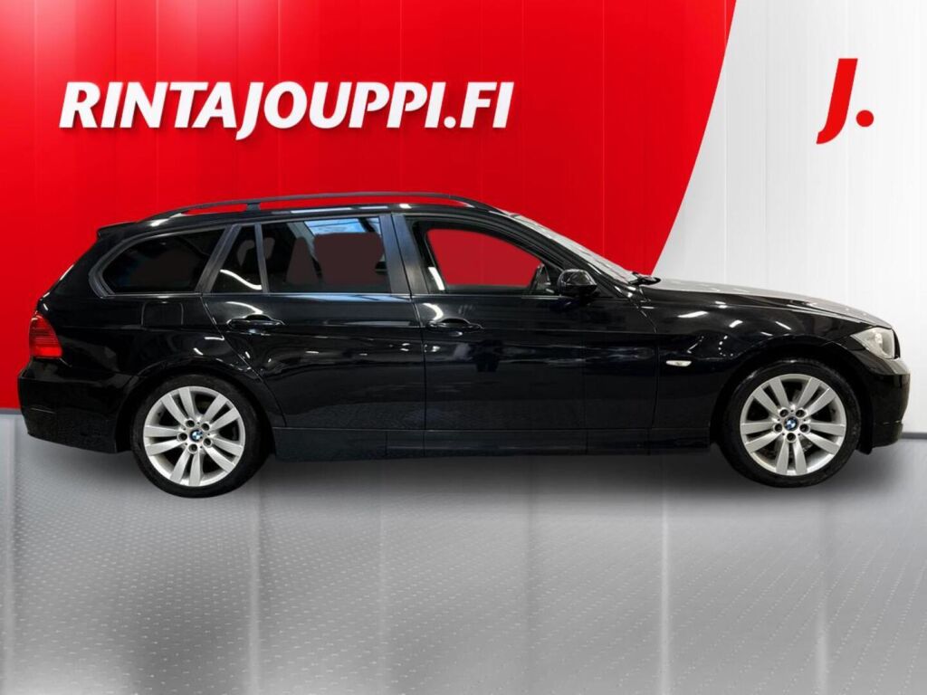 BMW 320 2008 Musta
