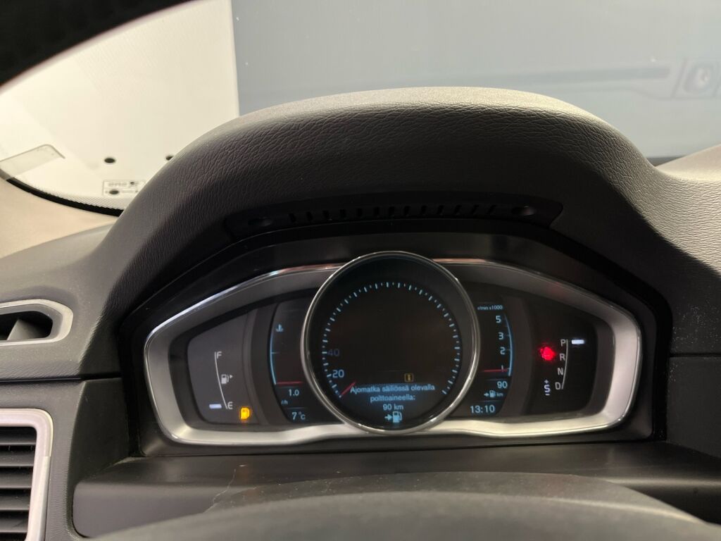 Volvo V70 2013 Valkoinen