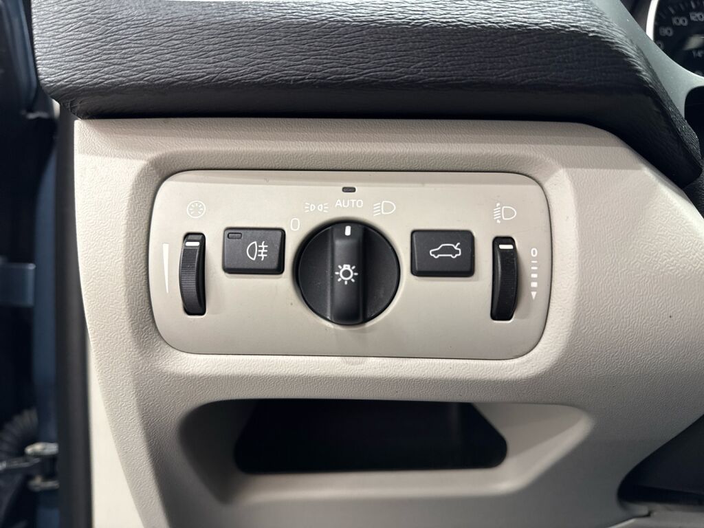 Volvo V40 2013 Sininen