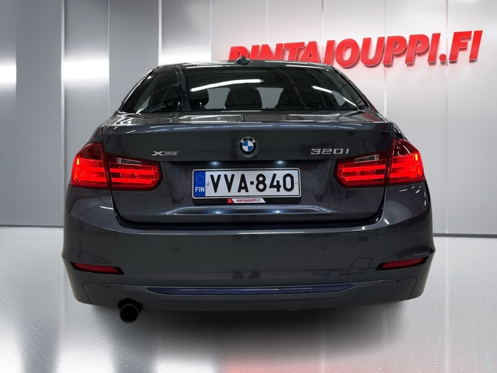 BMW 320 2014 Harmaa