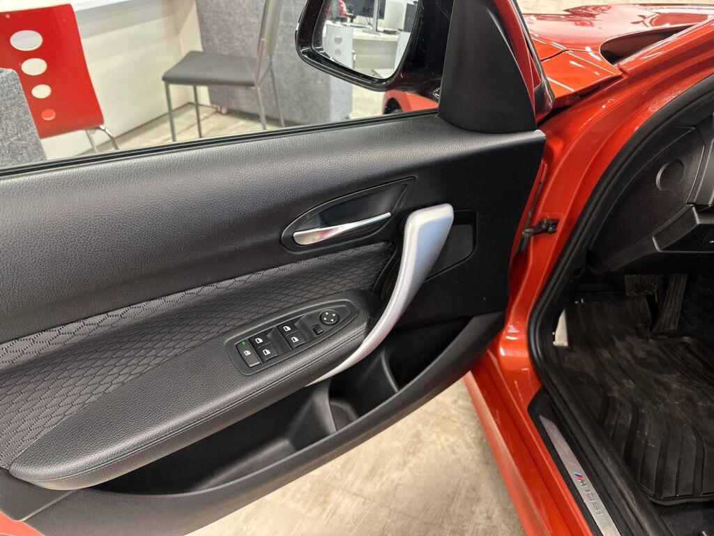 BMW M135I 2013 Oranssi